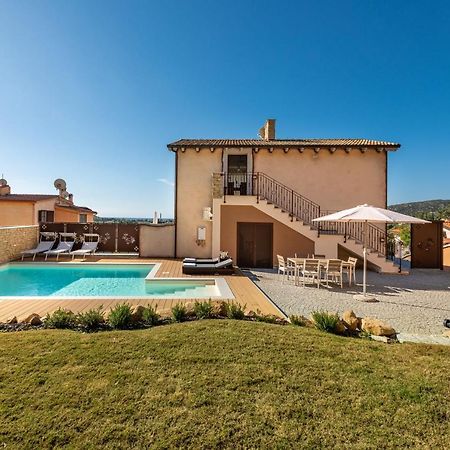 Villa Sa Rocca Junior & Suite Chia Εξωτερικό φωτογραφία