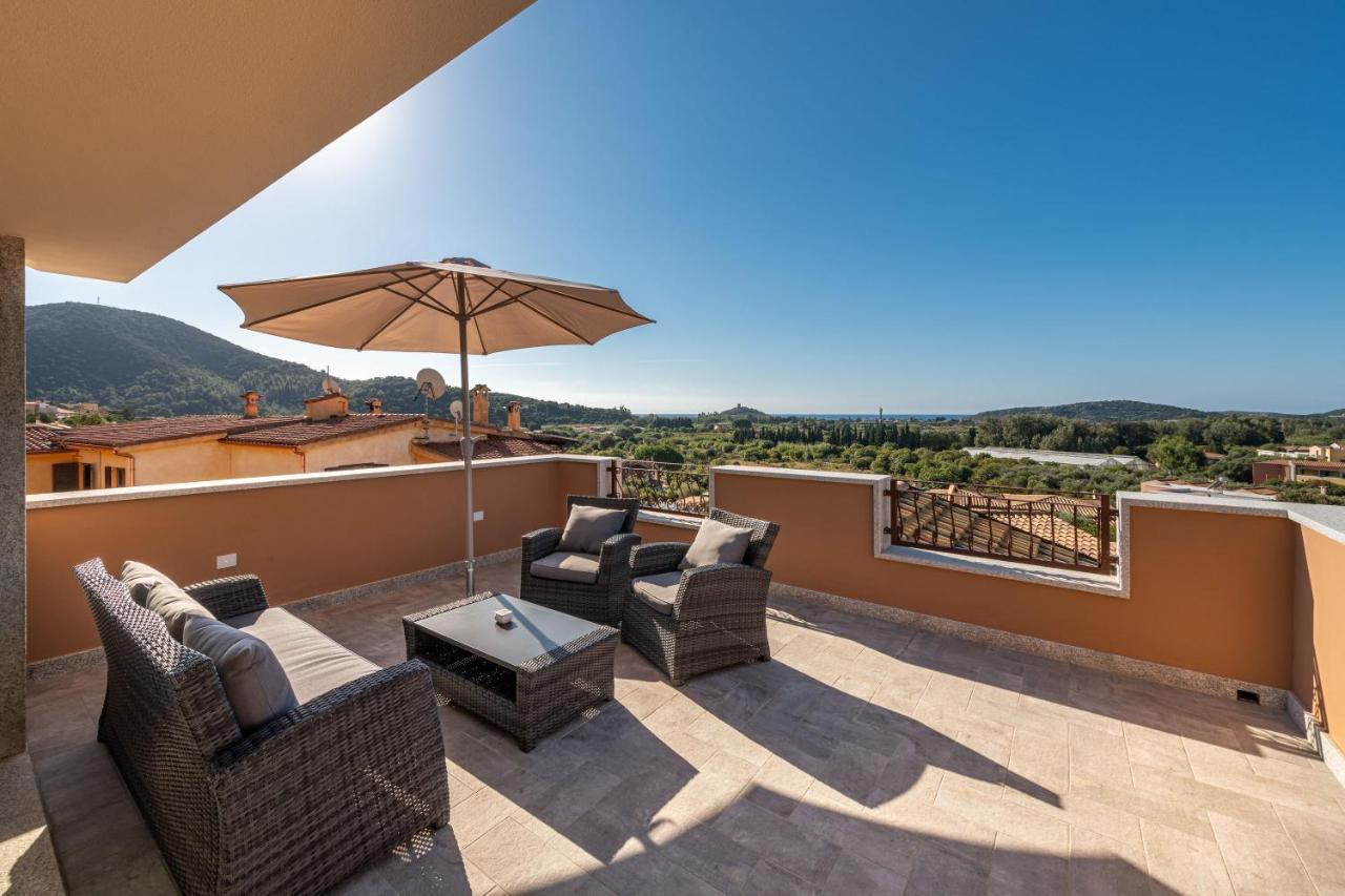 Villa Sa Rocca Junior & Suite Chia Εξωτερικό φωτογραφία