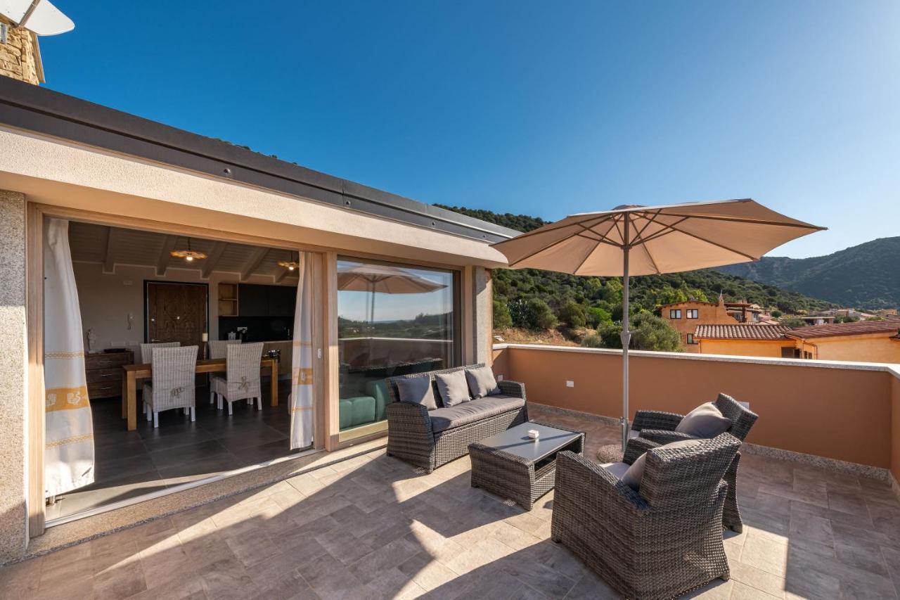 Villa Sa Rocca Junior & Suite Chia Εξωτερικό φωτογραφία
